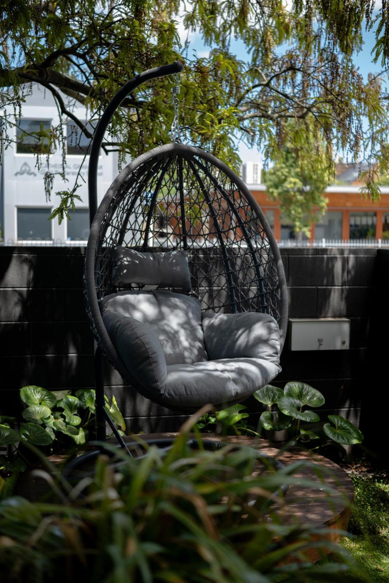 Luxurious Central City Living Christchurch Exterior photo
